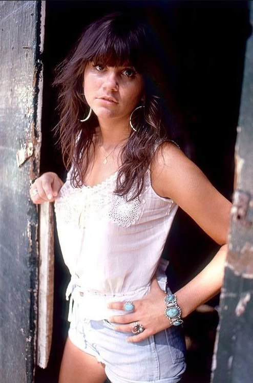 Linda Ronstadt – Hurt So Bad  (1980)